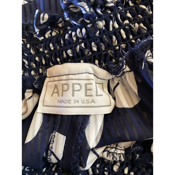 Appel  Skirt Size ? Large Semi Sheer Navy White Pattern Flowy  Elastic Waist - Picture 10 of 10